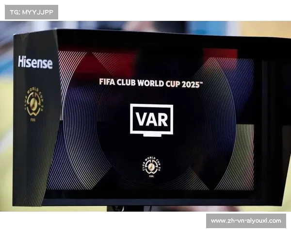 海信100吋电视全球首发亮相2025FIFA世俱杯开幕成焦点 海信100吋电视全球首发亮相2025FIFA世俱杯开幕成焦点